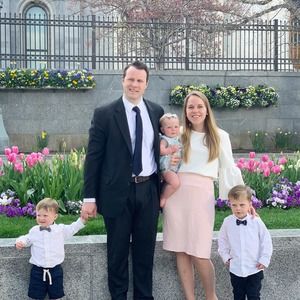 Meet your Posher, Sara